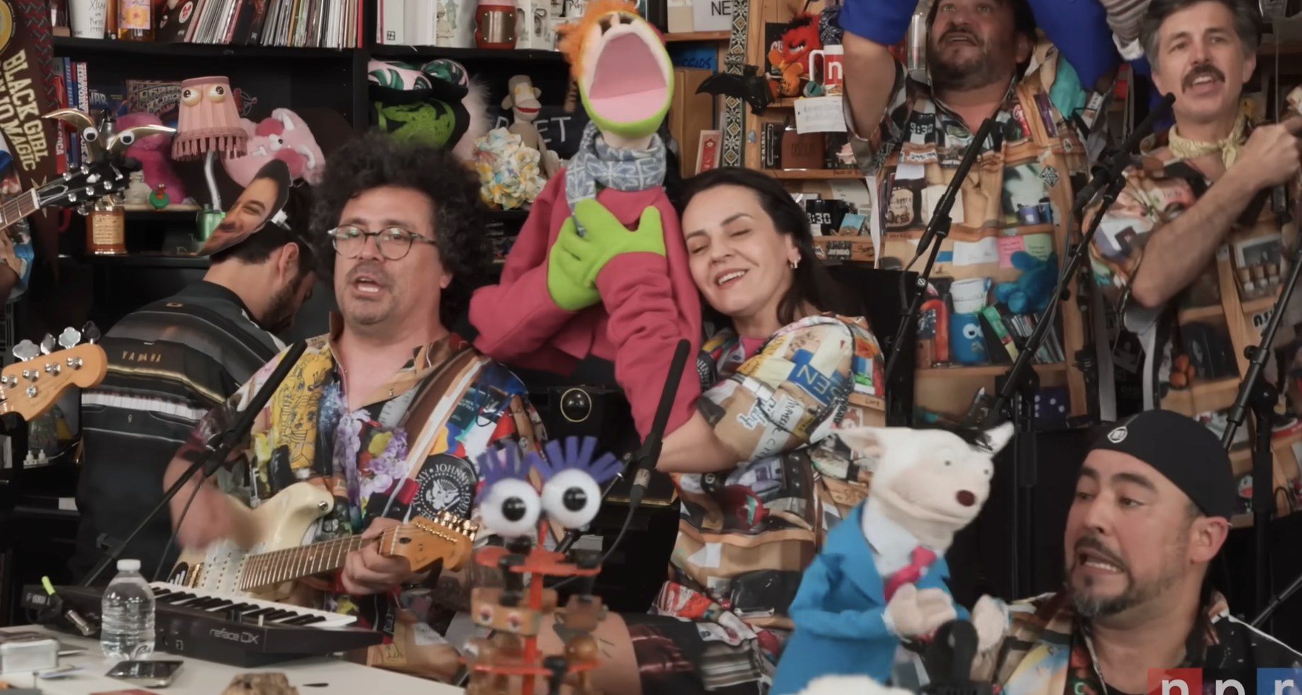 “Soy Tulio Triviño y esta es la primera vez en Washington de 31 Minutos, que es exactamente el tiempo en el que expiran nuestras visas de trabajo”; El Tiny Desk